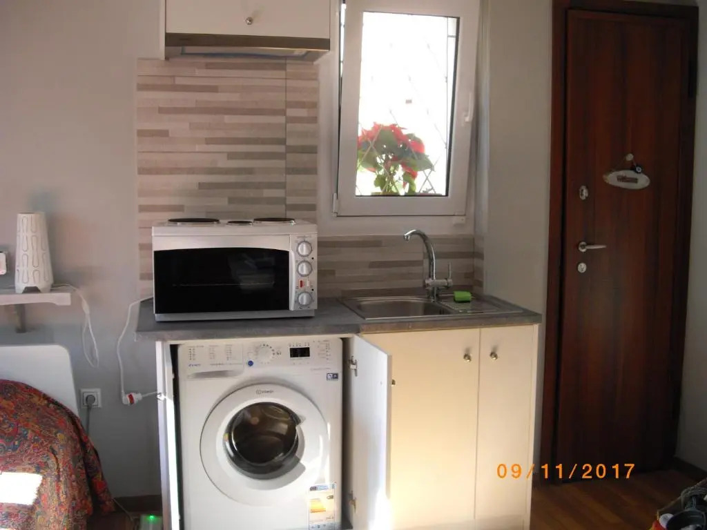 The 25sqm Sunny, Modern and Comfortable
