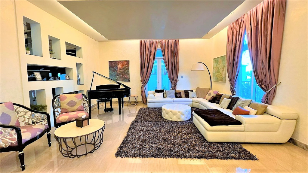 Ultimate Luxury sea front villa with private pool Palm Jumeirah