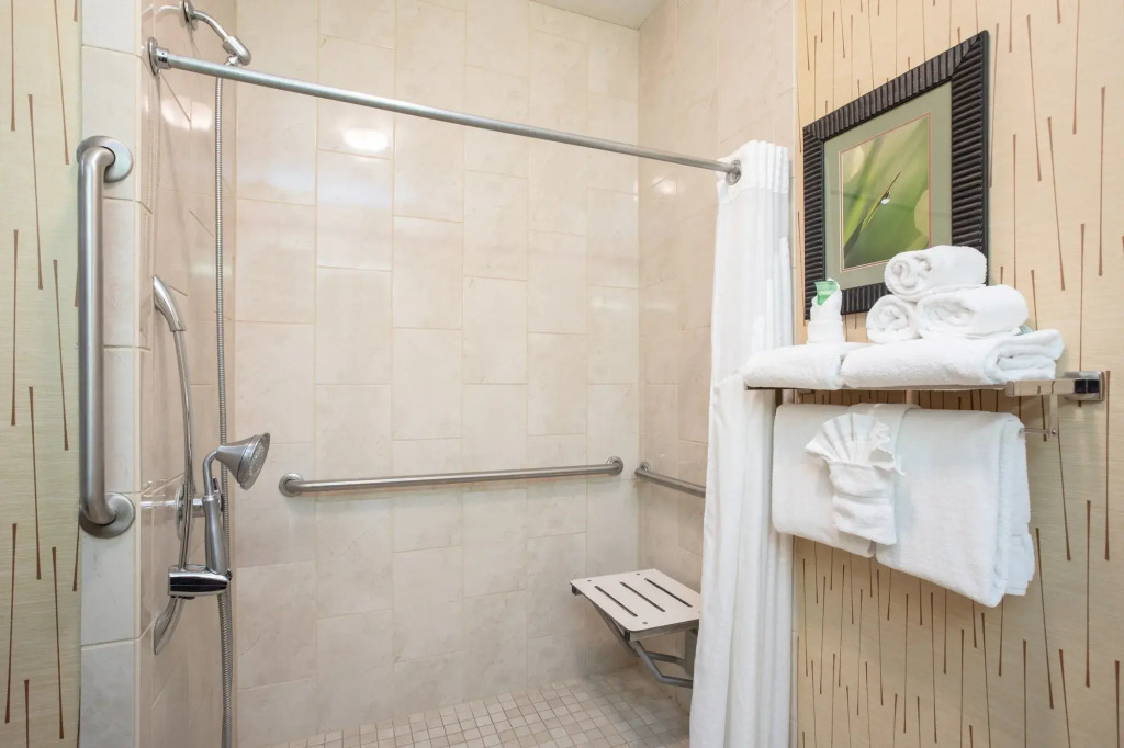 Holiday Inn Express Hotel & Suites Gillette by IHG