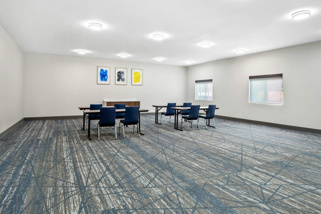 Holiday Inn Express & Suites Tumwater – Olympia by IHG
