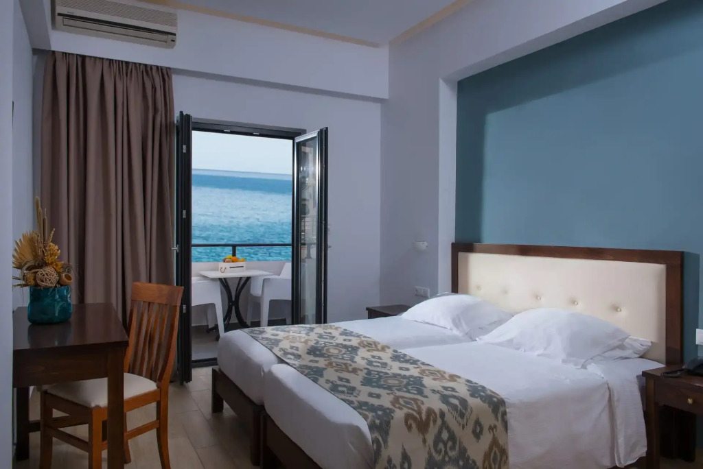 Golden Bay Boutique Hotel & Bungalows