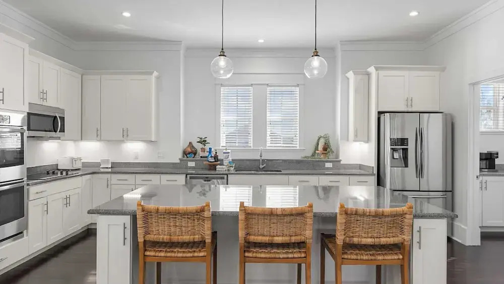 2 Homes, Sleeps 25 Pool, Firepit, Free Golf Carts Blue Mountain Beach