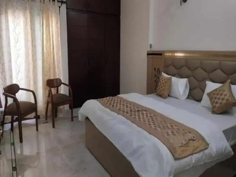 Room in B&B - Home Stay Cum Bed and Breakfast