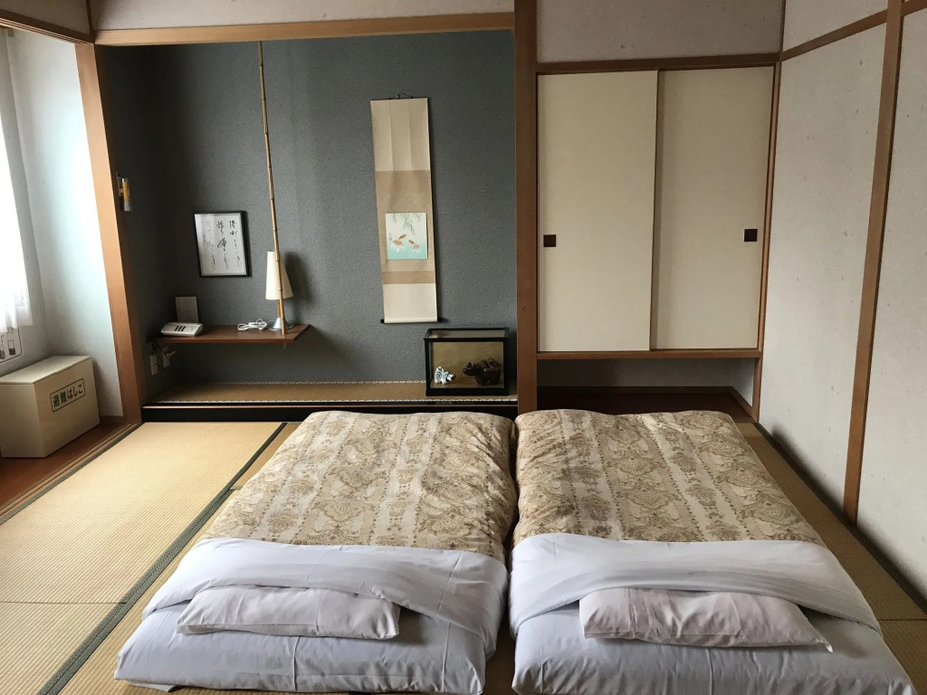 Hotel Heart Inn