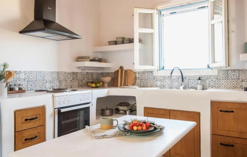 Rosemary Residence in Ampelas. 3 bedroom house