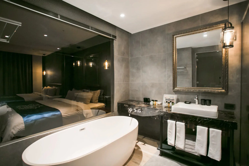 Saint Art Hotel