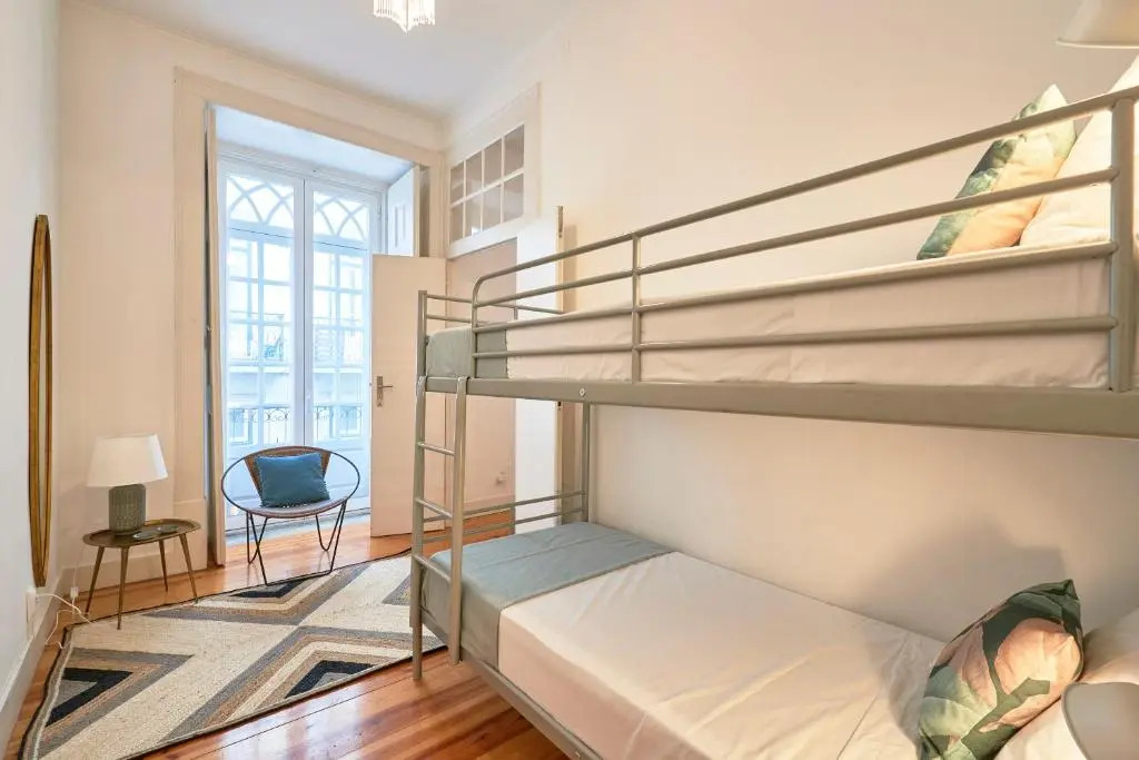 Spacious Apartment in the Perfect Lisbon Location, By TimeCooler