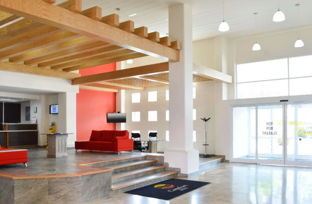 BeWow Hotel Querétaro