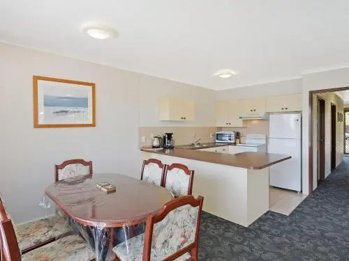 1/2 Harrington Rd