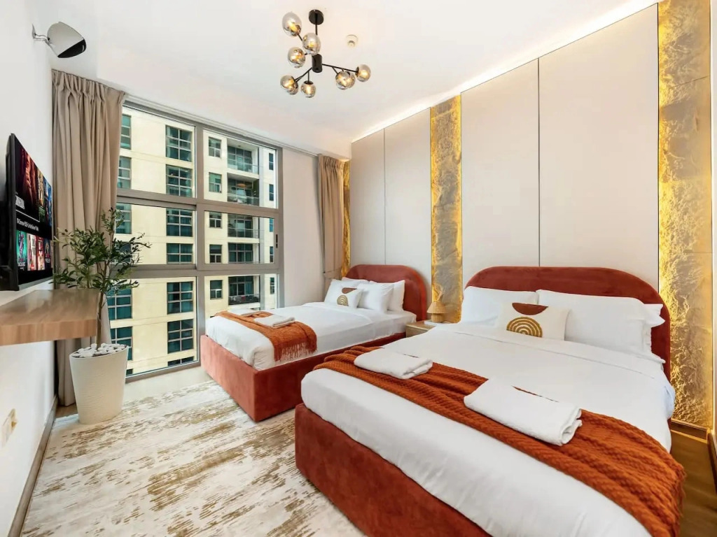 Квартира 16th Floor Marina 1BR Sleeps 8 Near Beach