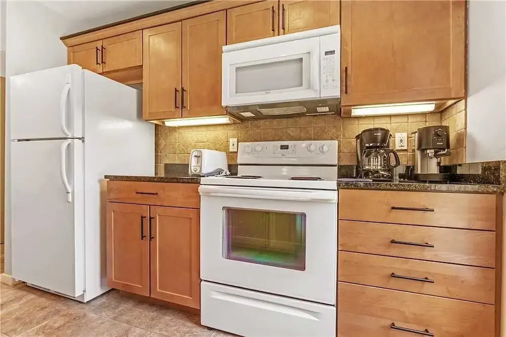 Woodbridge 7A - 2 Bedrooms Condo