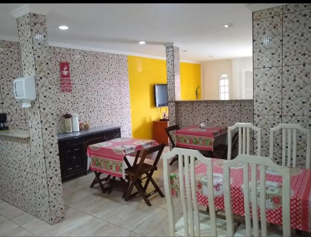 Hostel Unamar
