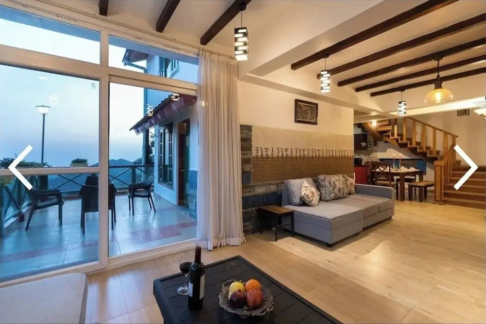 Veenu's Cottage