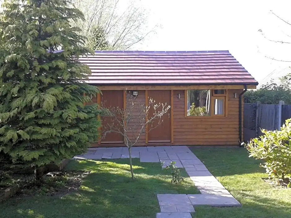 Manor Garden Lodge