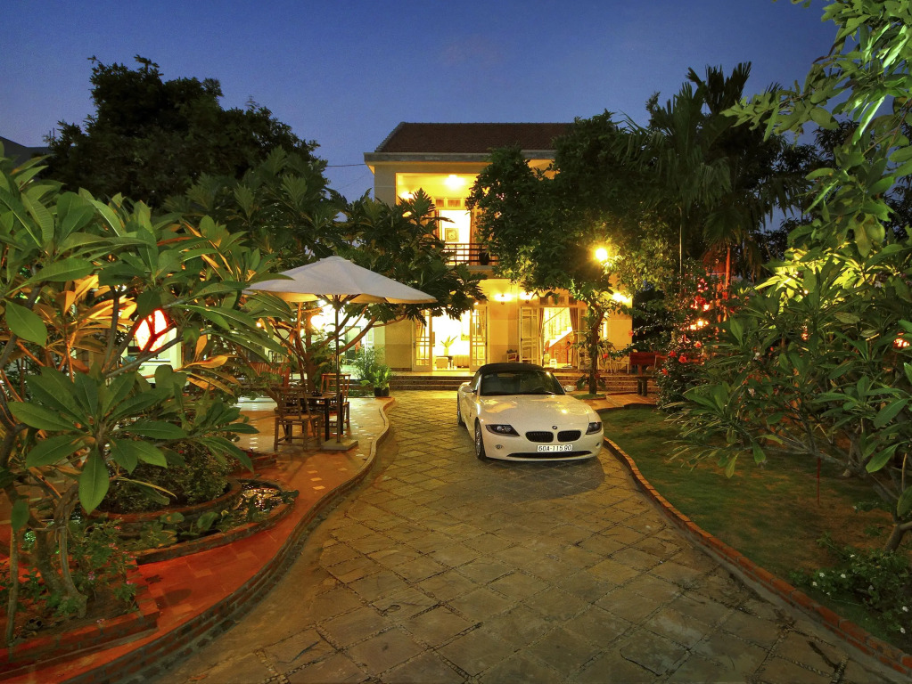 Strawberry Garden Homestay