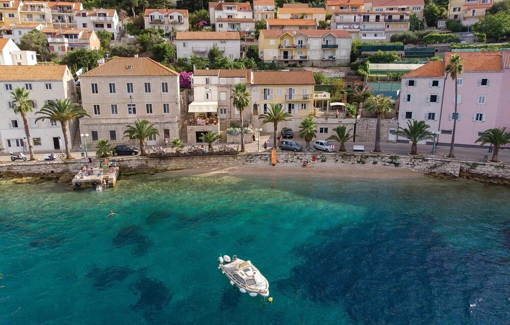 Amazing Home in Stratincica With Wifi and 4 Bedrooms