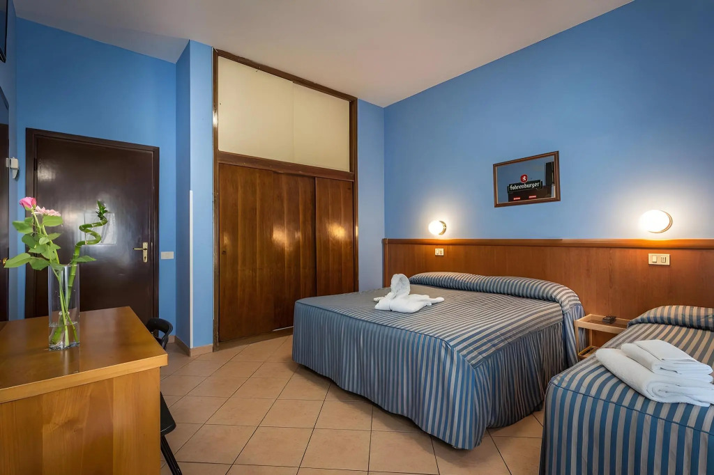 Hotel Real