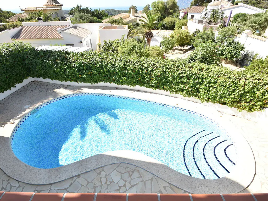Villa in prime location beautiful view private pool 500 m from the golf course