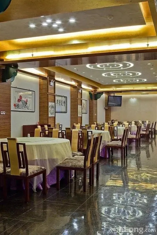 Chengde Tianbao Hotel