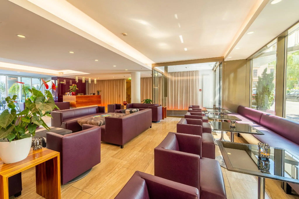 Pakat Suites