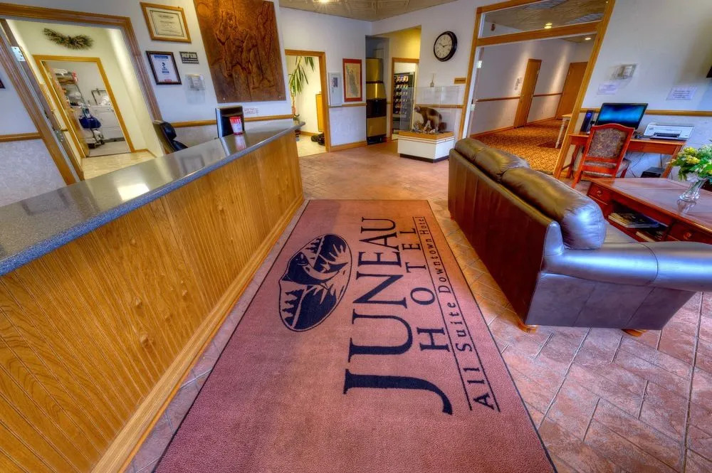 Juneau Hotel