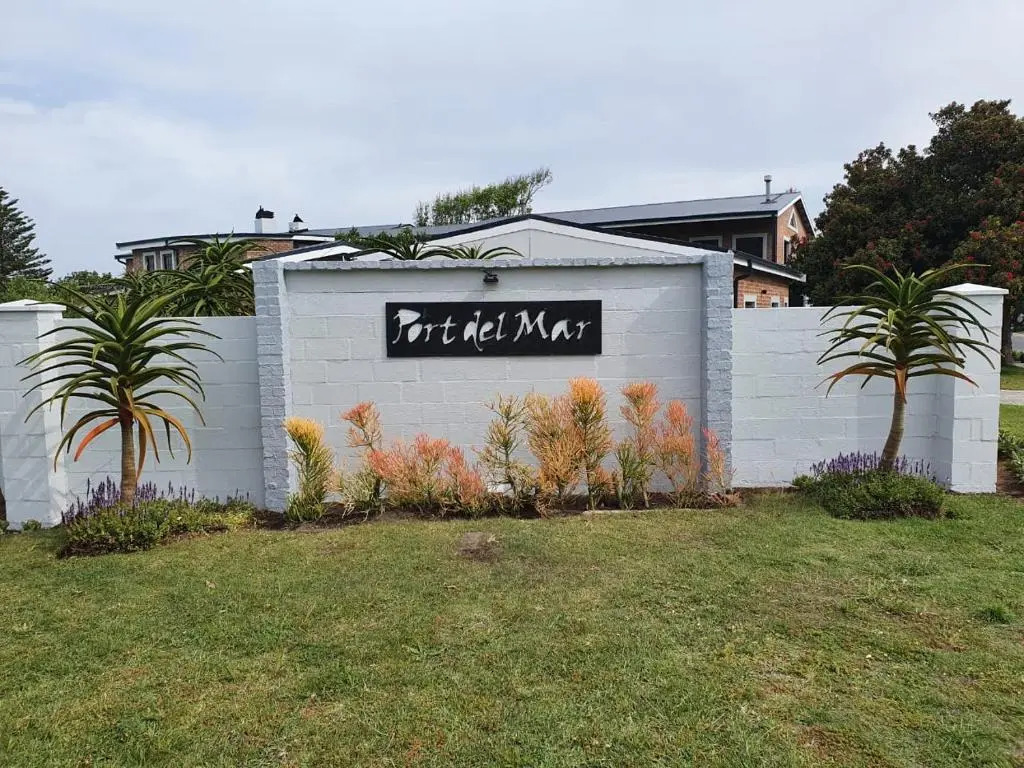 Port Del Mar Guesthouse