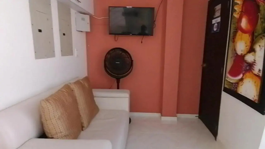 ALIIKA HOTEL