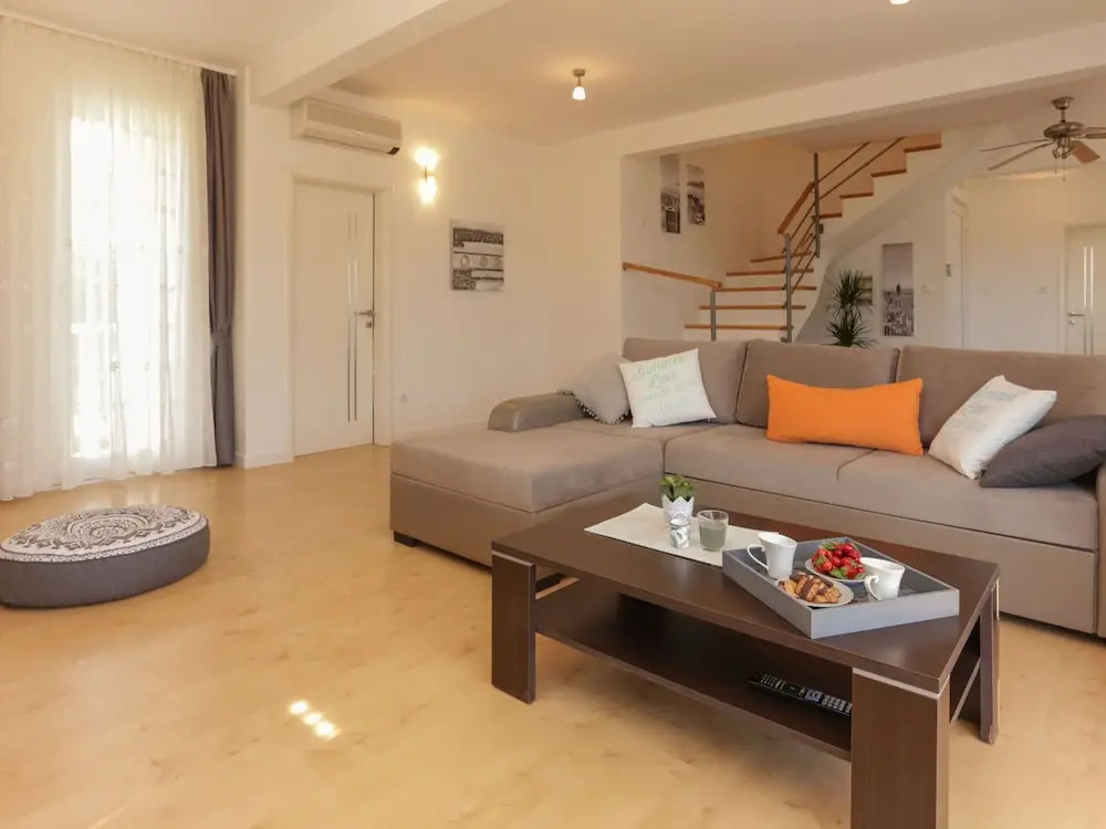 Alluring Villa in Marina With Swimming Pool