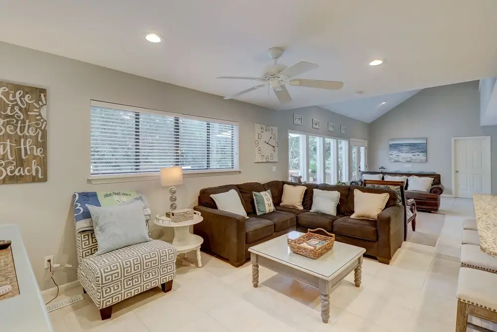44 Sea Lane Holiday Home