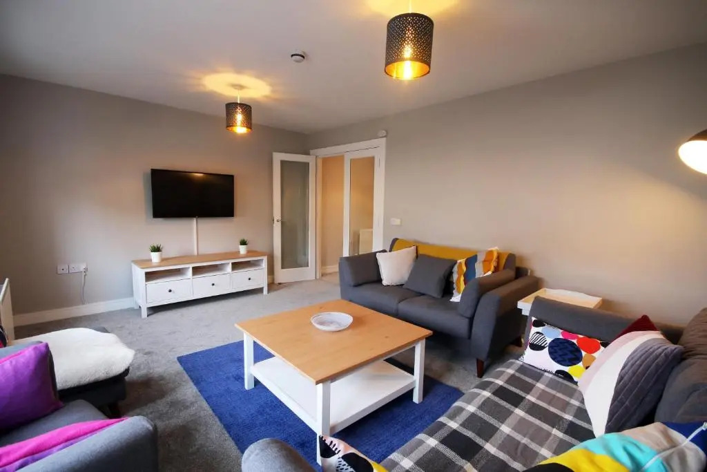 Portstewart Coastal 3 Bedroom House with Free Parking