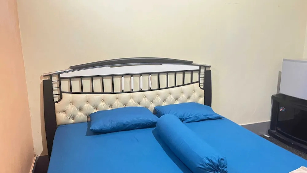 Hotel O Wisma Alam Syariah Near PLN GARDU INDUK MAMUJU