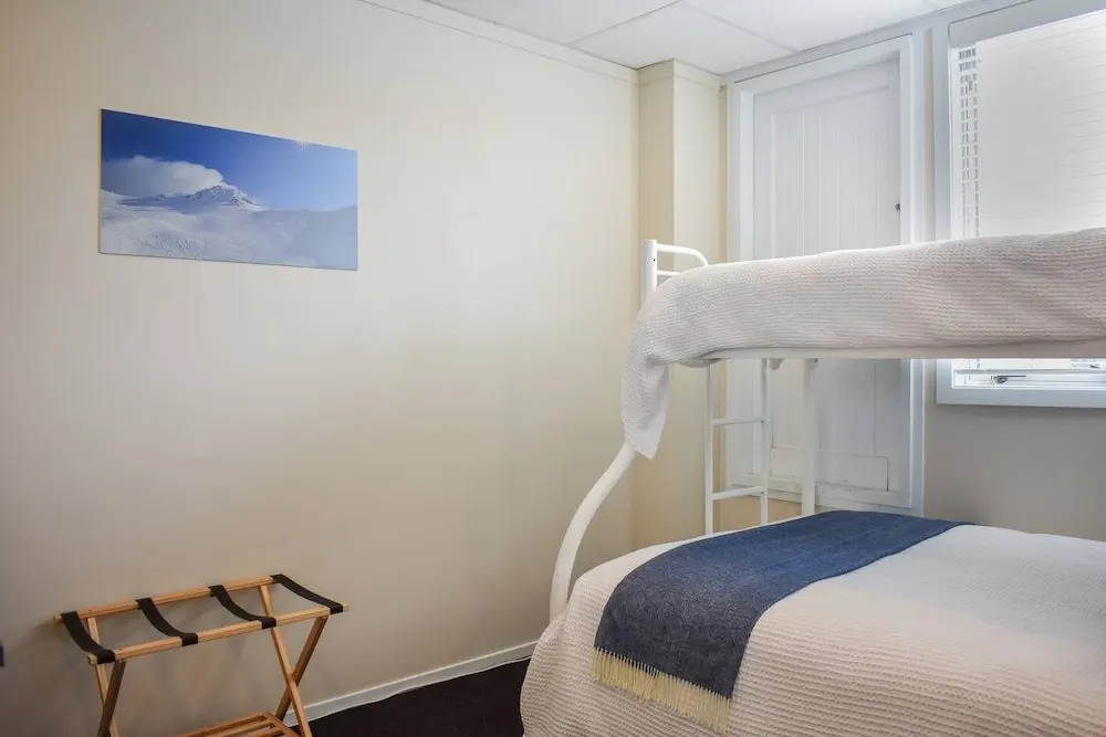 2 Bedroom Loft Style Apartment in Ponsonby