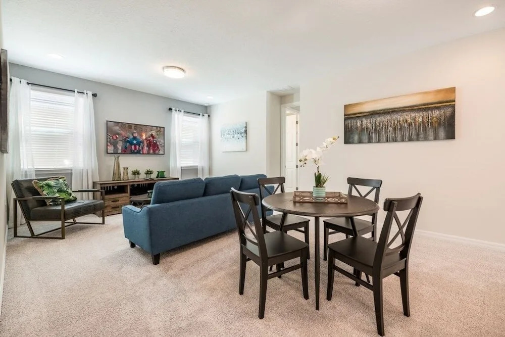 Luxury 9 Bedrooms Home With Games Room Home