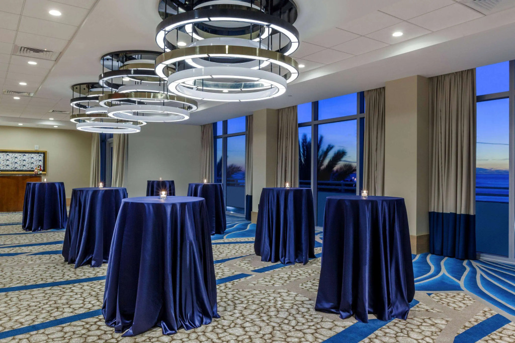 Wyndham Grand Clearwater Beach