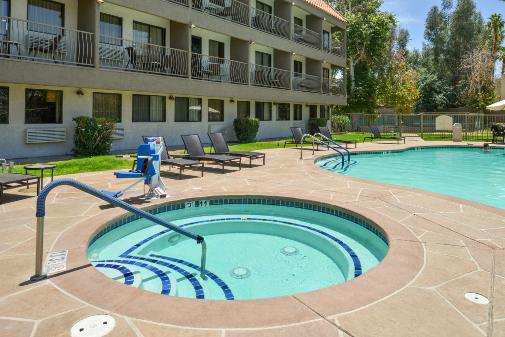 Holiday Inn Express Palm Desert by IHG