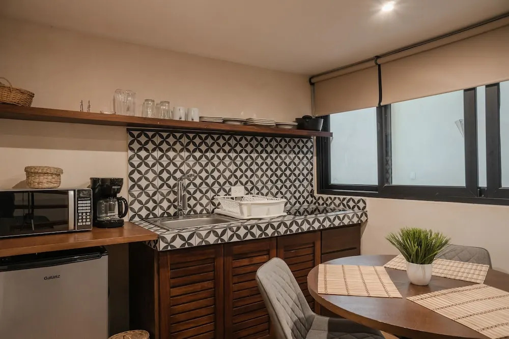 Casa Luz Downtown Apartments