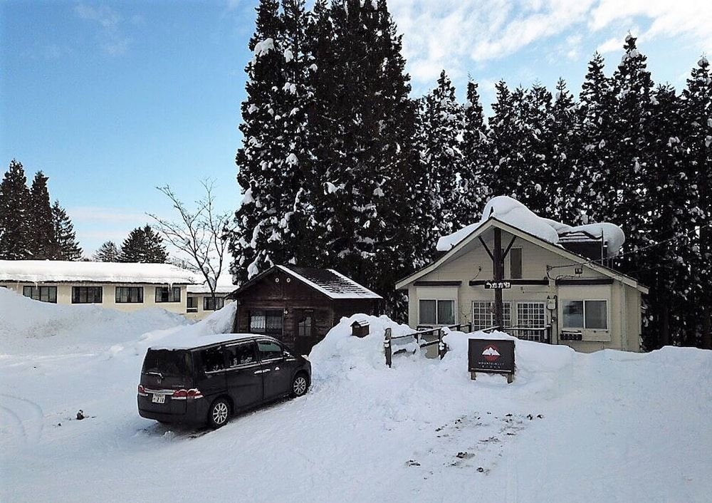 Mountain Hut Myoko