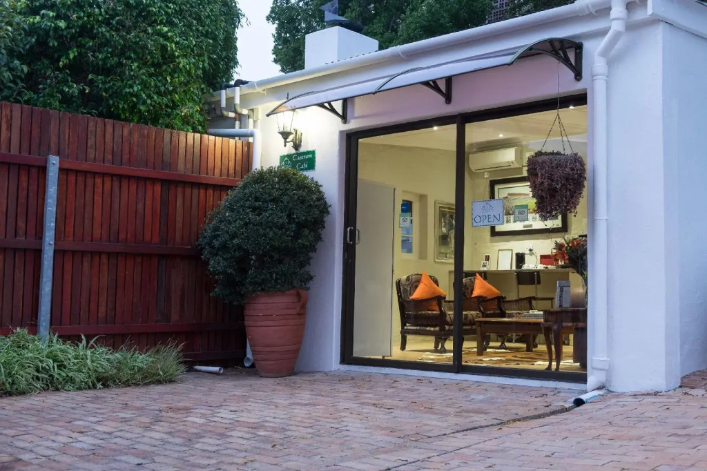 5 Camp Street Guesthouse & Self-catering