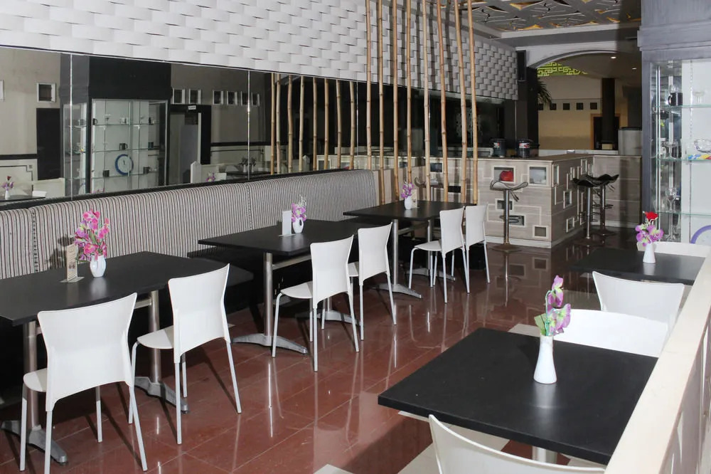 艾里泗水布布坦塔姆巴克巴扬 17 号酒店(Airy Bubutan Tambak Bayan 17 Surabaya)