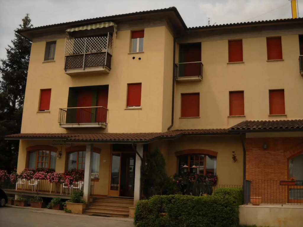 HOTEL SANTOROTTO di FABIO TERROSI