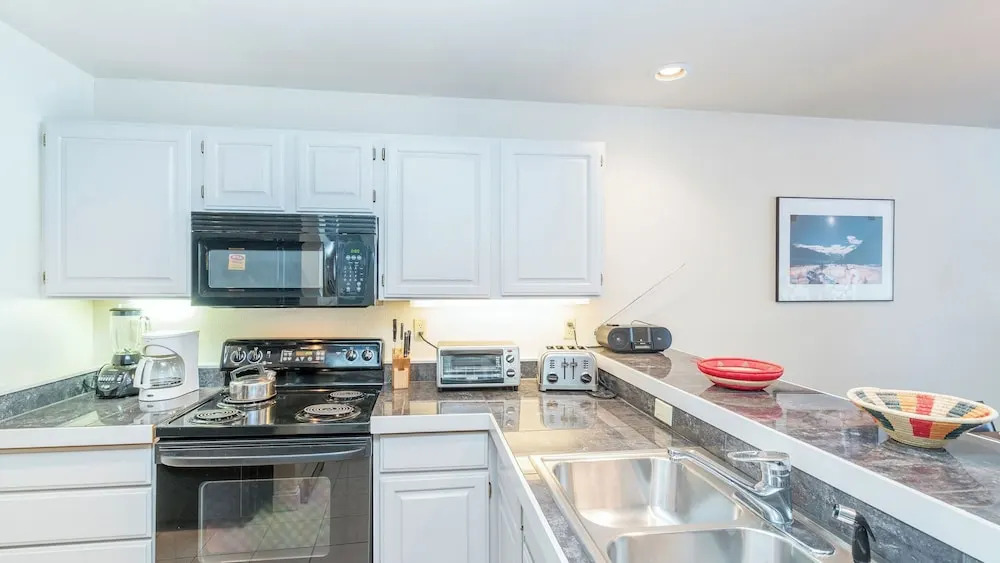 Etta Place Too 113 by Avantstay Close to Town & The Slopes! In Complex w/ Communal Pool & Hot Tub