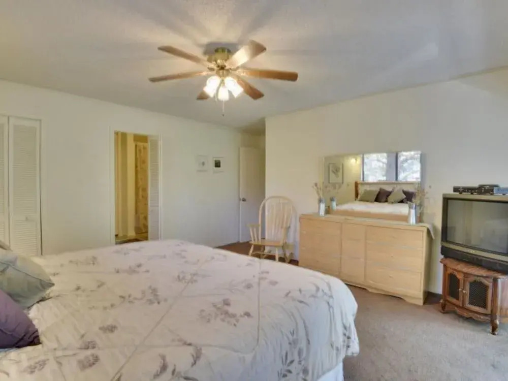 64 Fairway Place 3 Br Home by RedAwning