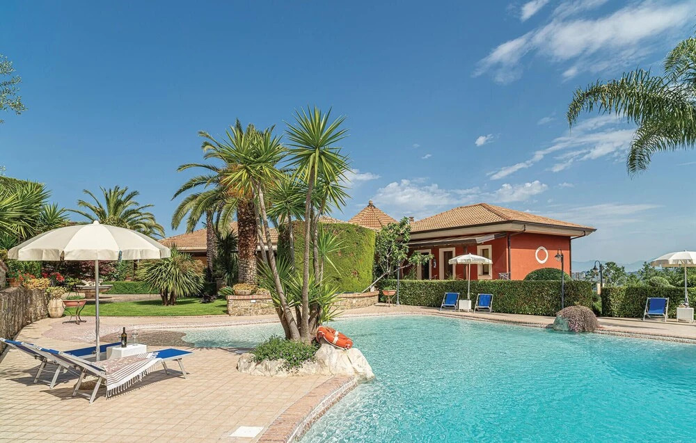 Lovely Home In Laurena Cilento Sa