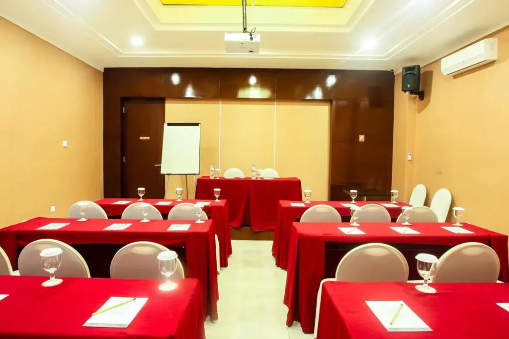 Favor Hotel Makassar City Center By LIFE