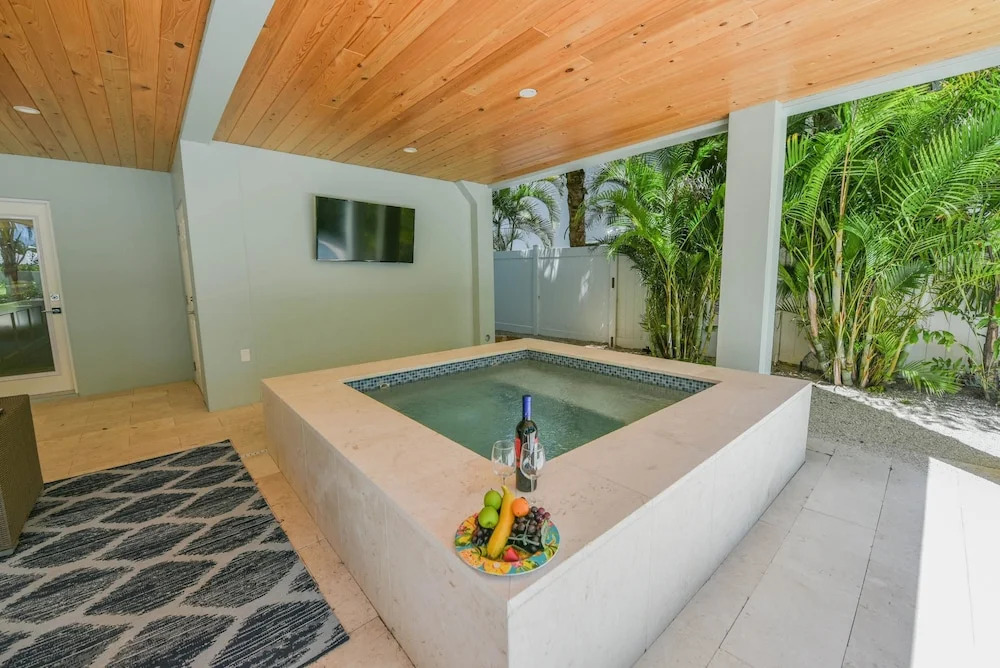 Reef Romance Apartment 4