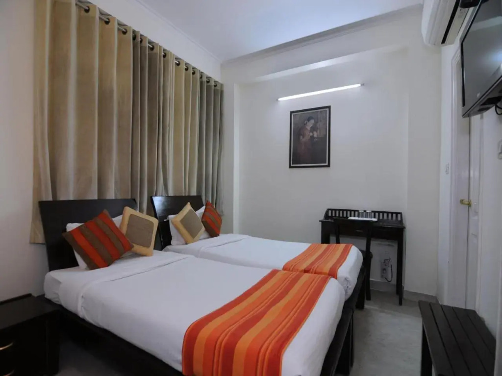 OYO Rooms Dwarka Sector 19