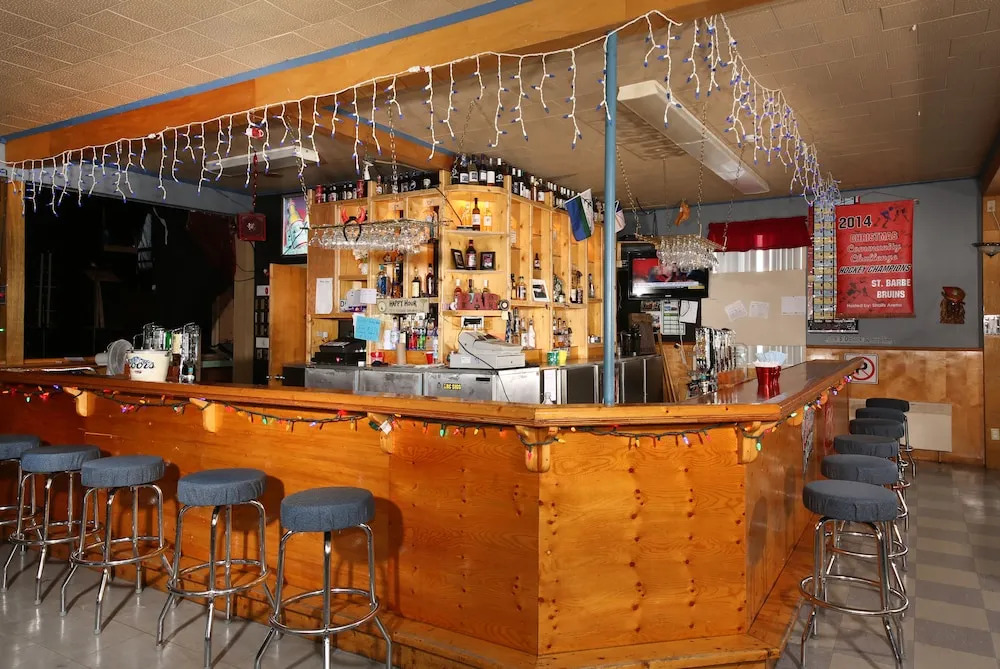 Genevieve Bay Inn