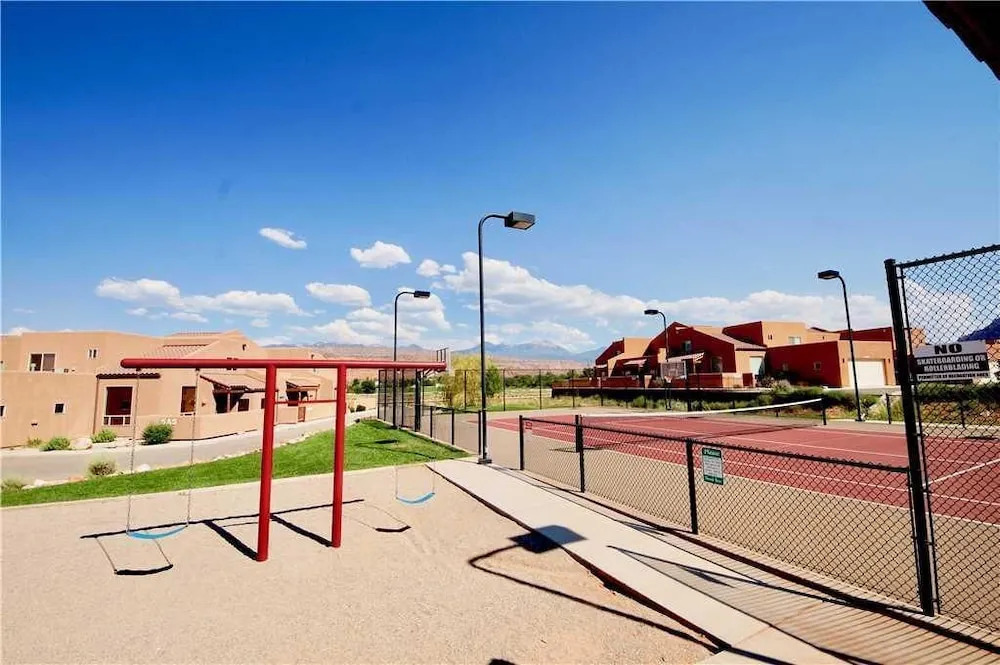 Slick Rock Reserve ~ 12a3 2 Bedrooms 2.5 Bathrooms Condo