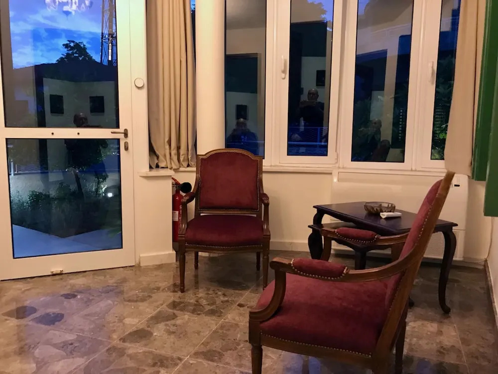 Avgi's Home