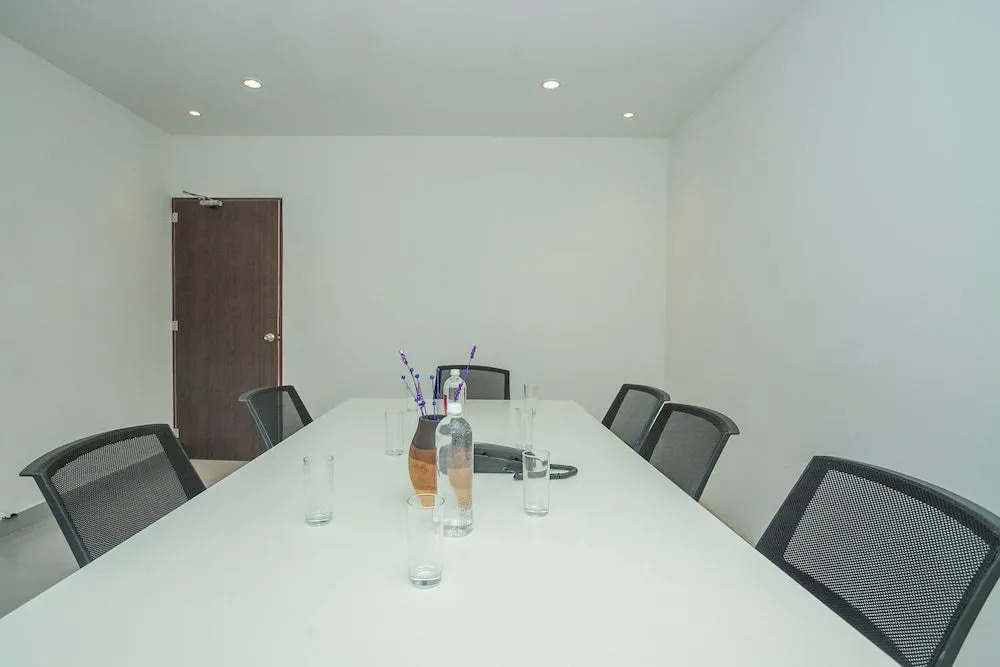 Capital O 36137 Vihaari 24 Business Hotel